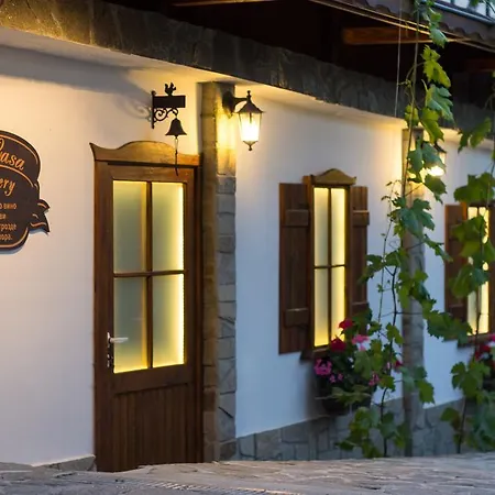 Pensiune La Casa