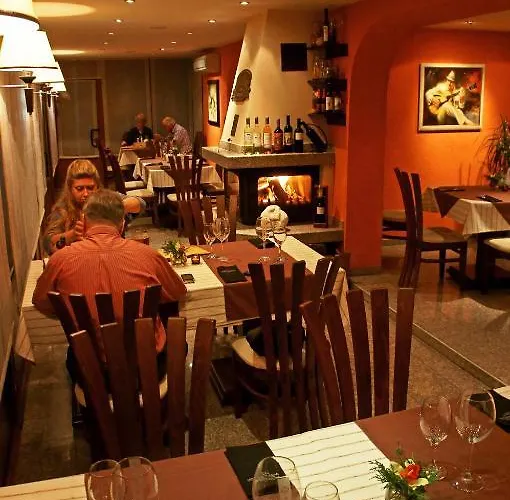 Gasthof La Casa Warna