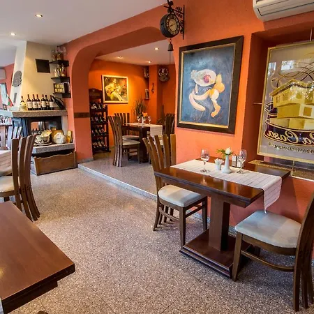 Гостевой дом La Casa 3*