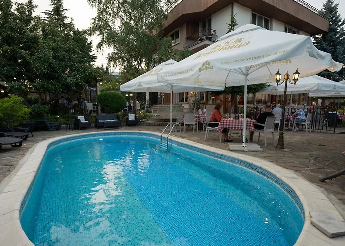 Guest house La Casa 3*